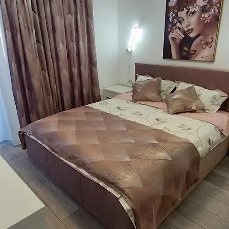 501 B2 Almar Luxury Residence-renting & Free Pool * Navodari