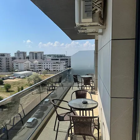 501 B2 Almar Luxury Residence-renting & Free Pool Apartment Navodari