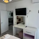 Διαμέρισμα 501 B2 Almar Luxury Residence-renting & Free Pool
