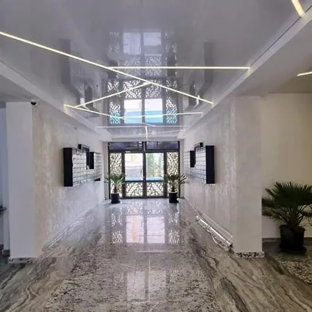 501 B2 Almar Luxury Residence-renting & Free Pool דירה *