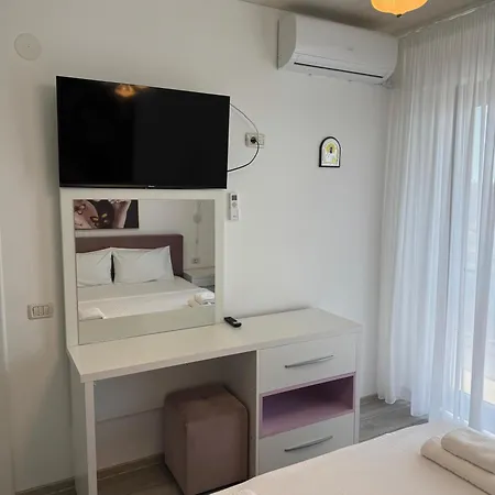 501 B2 Almar Luxury Residence-renting & Free Pool Appartement